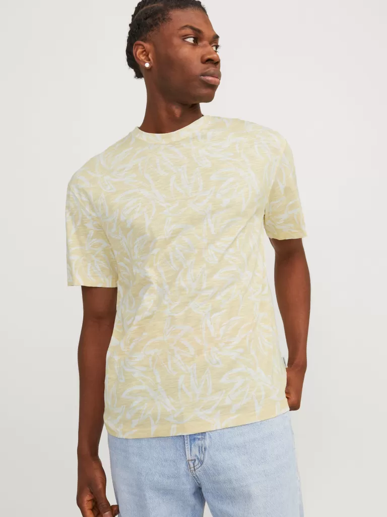 JACK & JONES Koszulki^All Over Print Okrągły dekolt T-shirt Żółty
