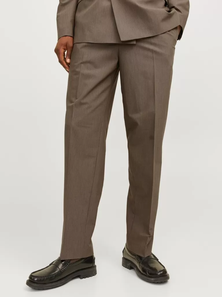 JACK & JONES Garnitury^JPRBUSHWICK Krój swobodny Eleganckie spodnie Brązowy