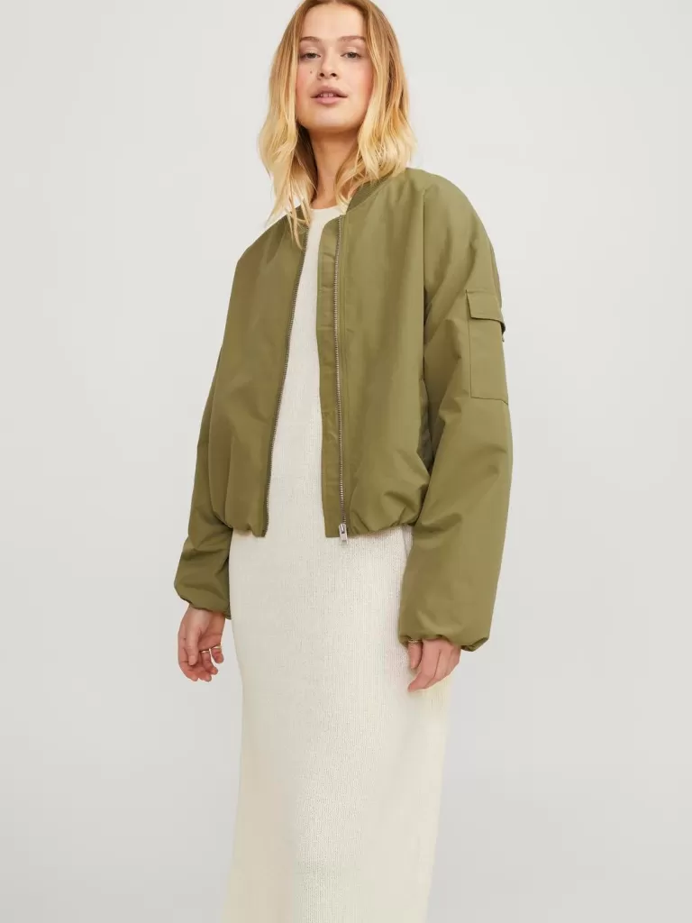 JACK & JONES Kurtki I Płaszcze^JXLEILA Kurtka bomberka Zielony