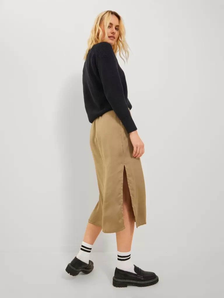 JACK & JONES Swetry^JXMILA Sweter wkładany przez głowę Czarny