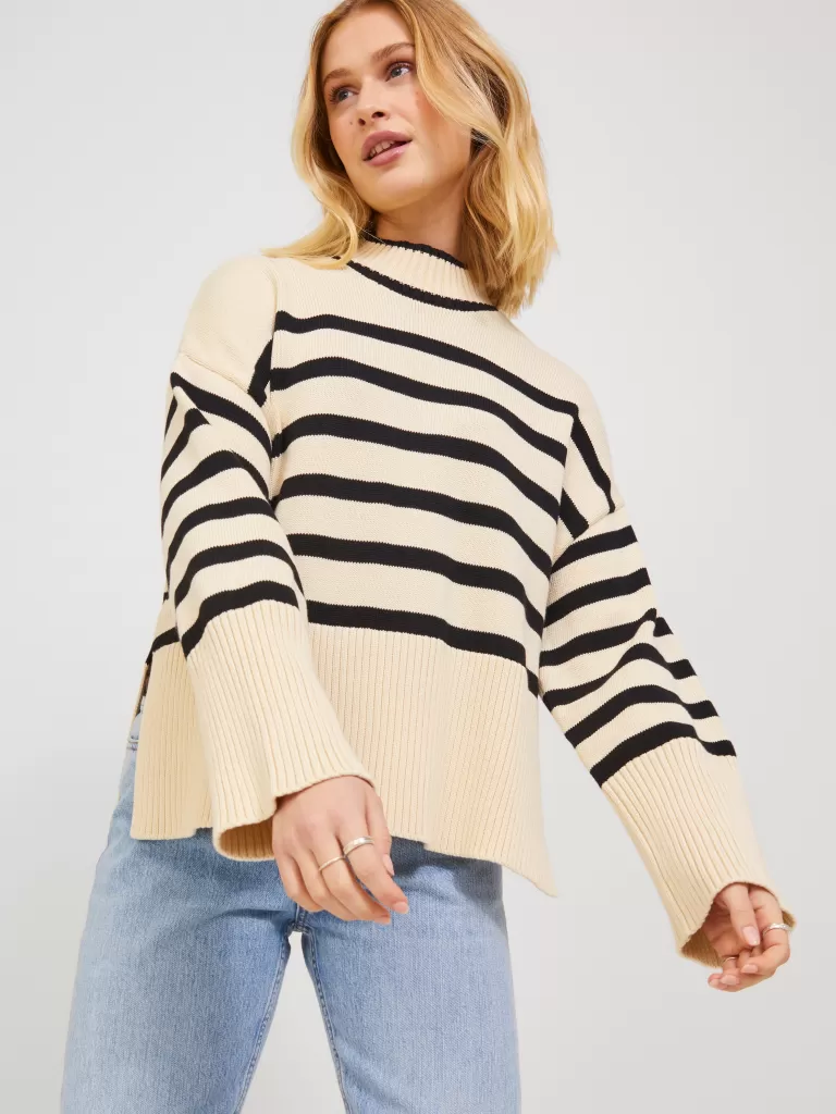 JACK & JONES Swetry^JXSIA Sweter wkładany przez głowę Biały