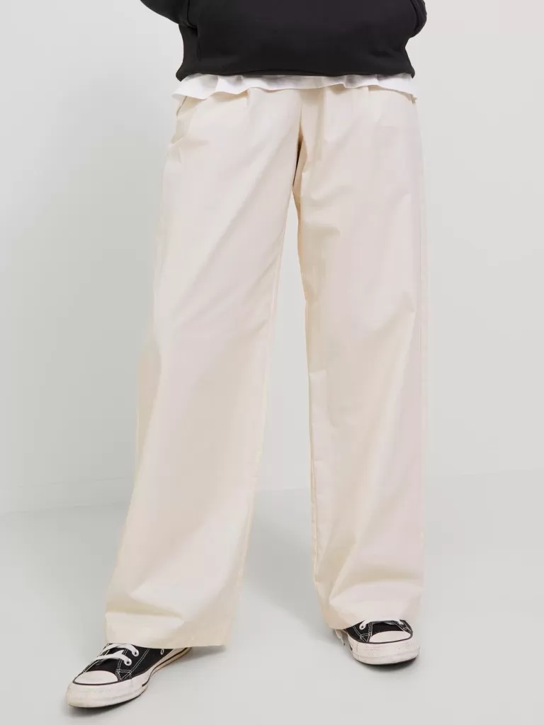 JACK & JONES Spodnie^JXVIGGA Klasyczne spodnie Biały