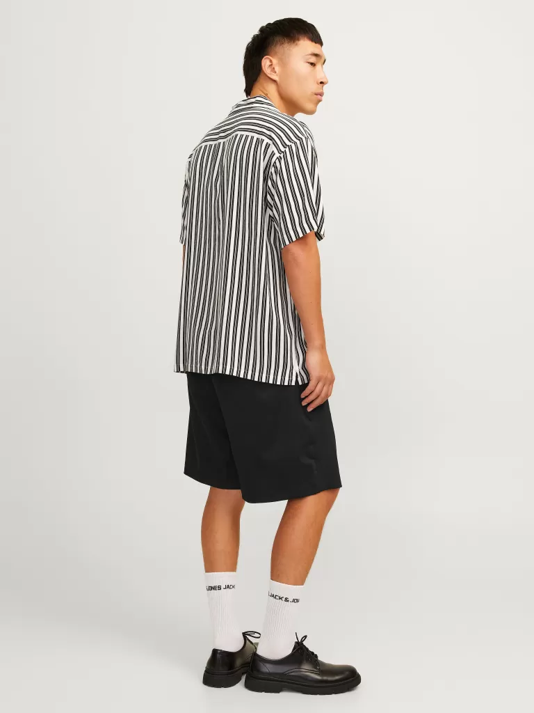 JACK & JONES Krótkie Spodenki^Szeroki krój Krótkie chinosy Czarny