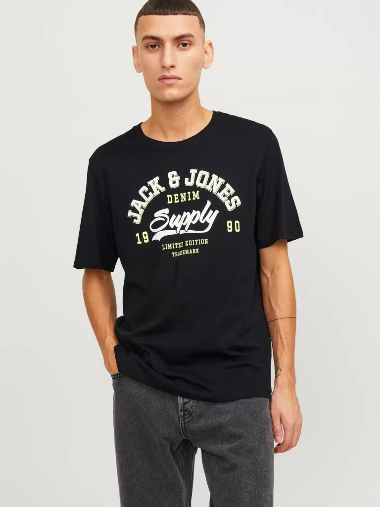 JACK & JONES Koszulki^Z logo Okrągły dekolt T-shirt Czarny